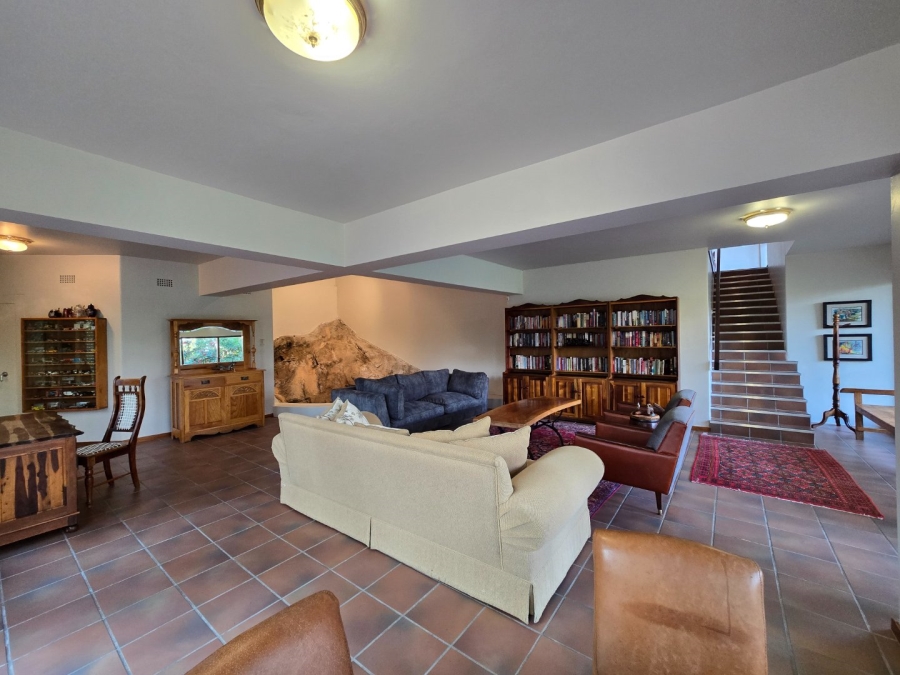 5 Bedroom Property for Sale in Dan Pienaar Free State